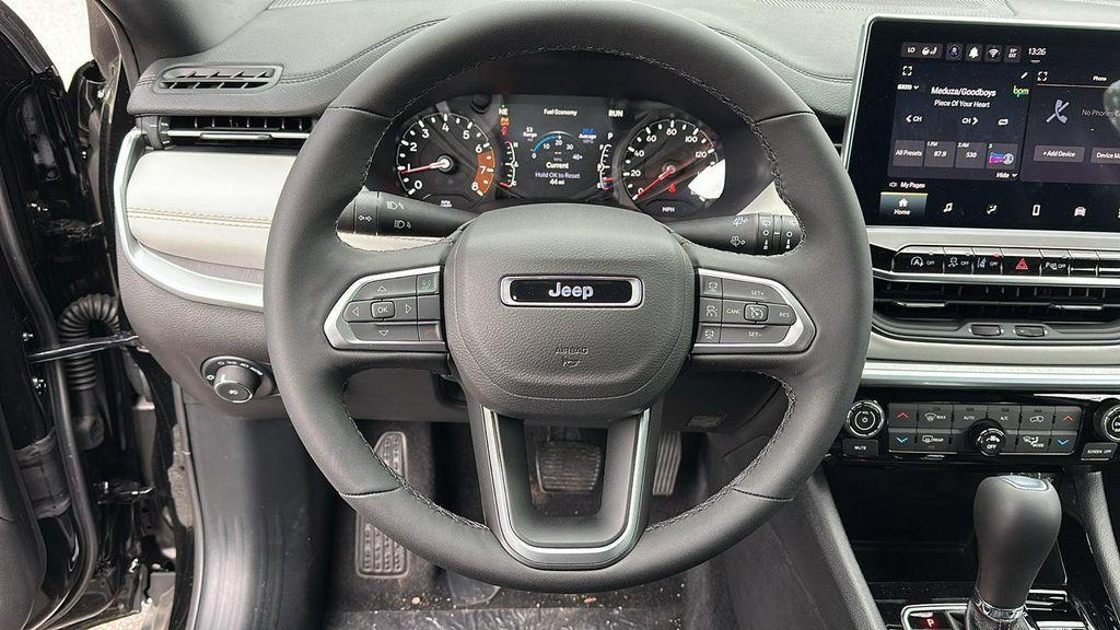 new 2025 Jeep Compass car