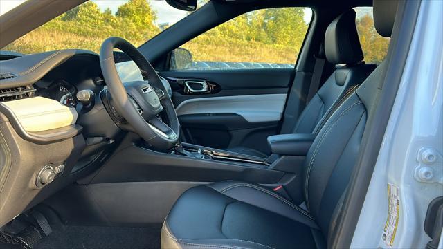 new 2025 Jeep Compass car, priced at $37,115