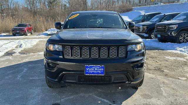 used 2017 Jeep Grand Cherokee car, priced at $16,999