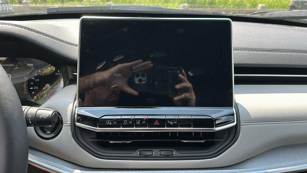 new 2025 Jeep Compass car, priced at $33,598