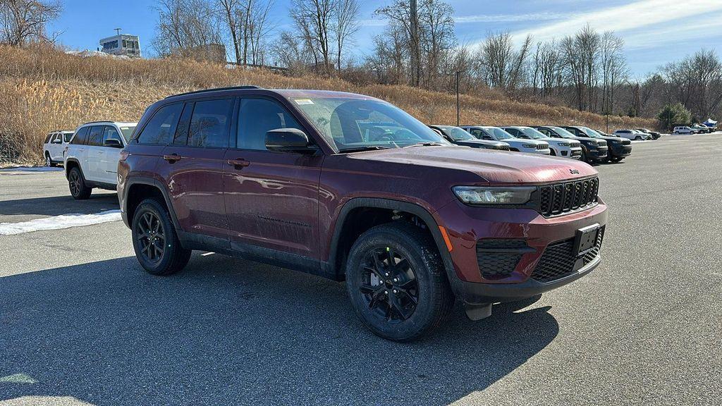 new 2025 Jeep Grand Cherokee car, priced at $46,530