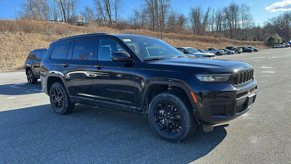 new 2025 Jeep Grand Cherokee L car, priced at $48,530