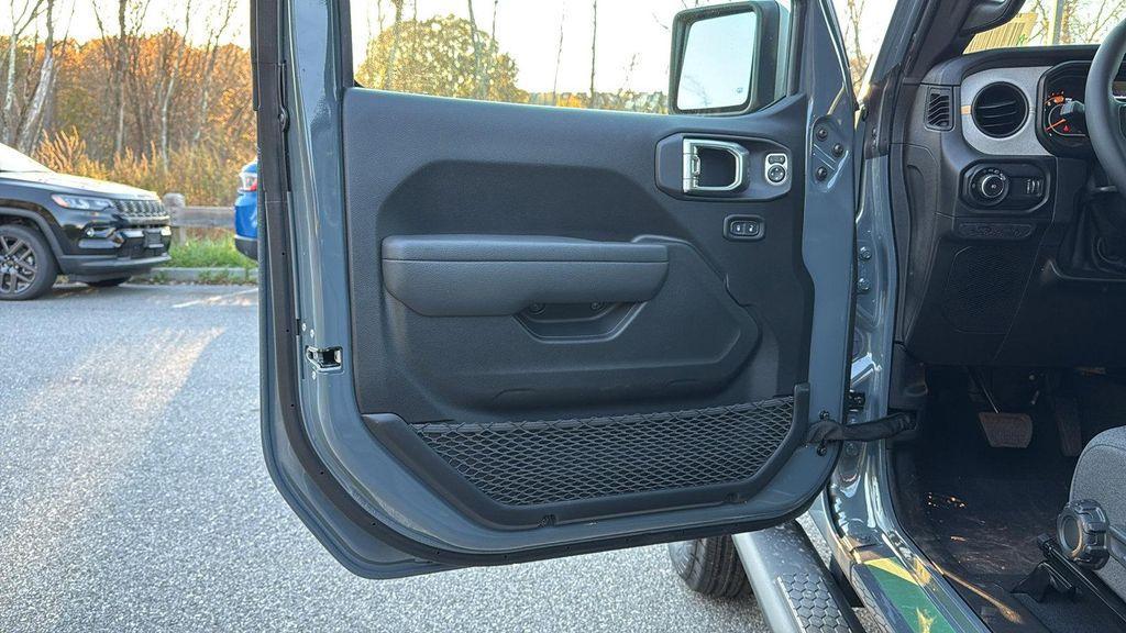 new 2026 Jeep Wrangler car, priced at $54,898