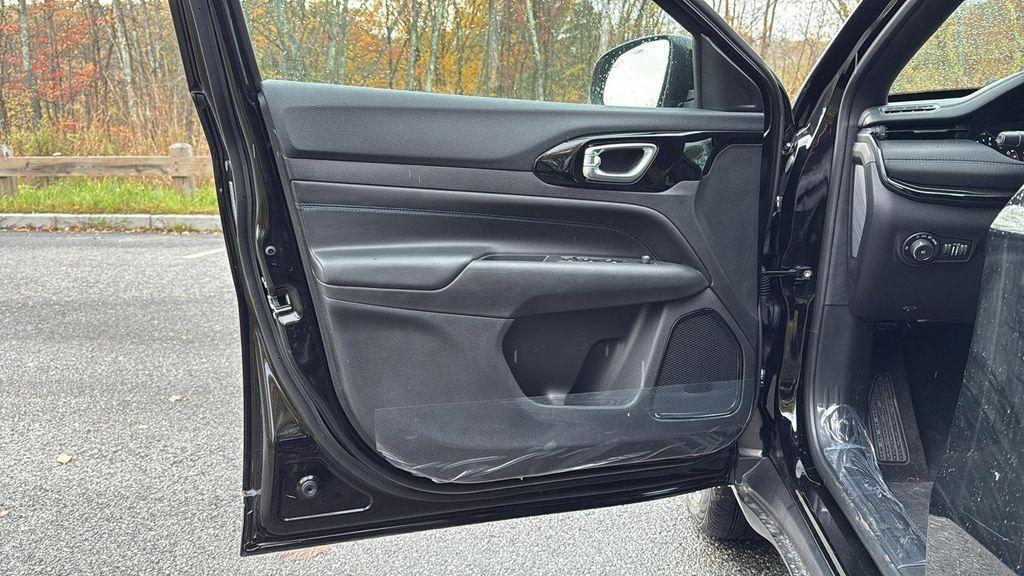 new 2026 Jeep Compass car, priced at $36,598