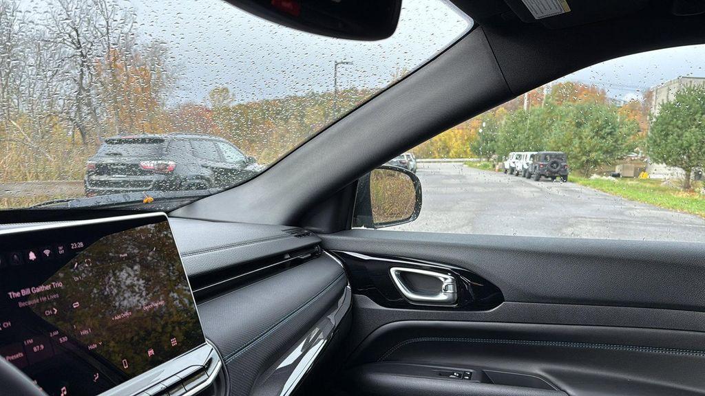 new 2026 Jeep Compass car, priced at $36,598