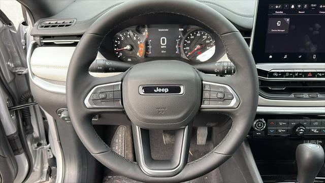 new 2025 Jeep Compass car, priced at $33,998