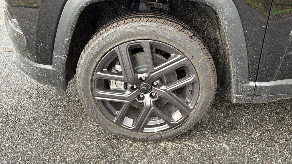 new 2026 Jeep Compass car, priced at $36,598