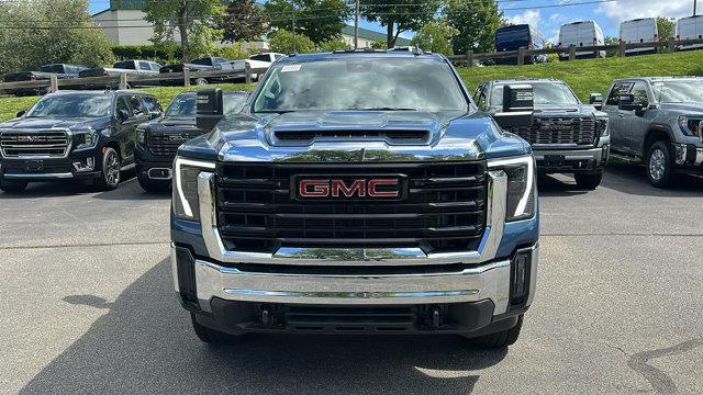 new 2024 GMC Sierra 2500 car, priced at $59,390