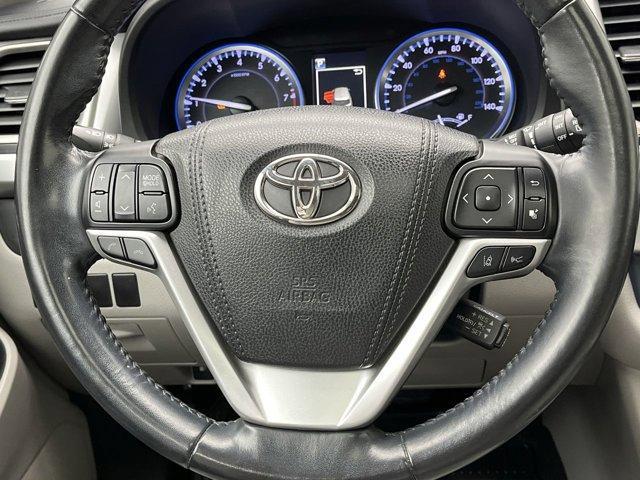 used 2018 Toyota Highlander car, priced at $18,995