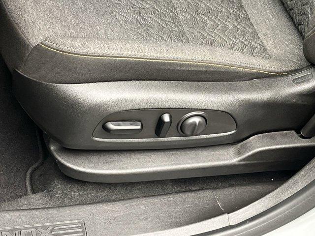 used 2023 Chevrolet Equinox car, priced at $18,995