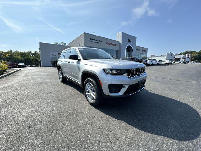 new 2024 Jeep Grand Cherokee car, priced at $37,372