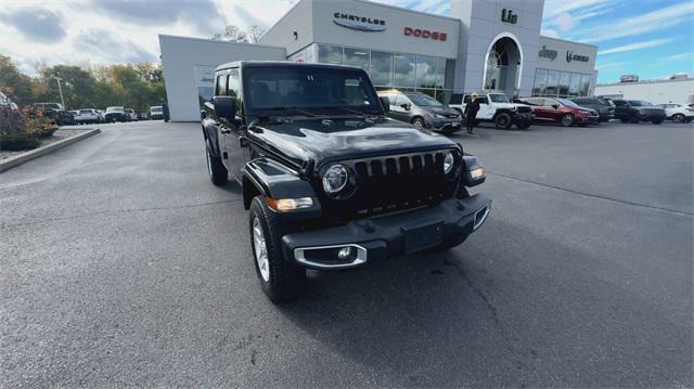 used 2022 Jeep Gladiator car, priced at $32,872