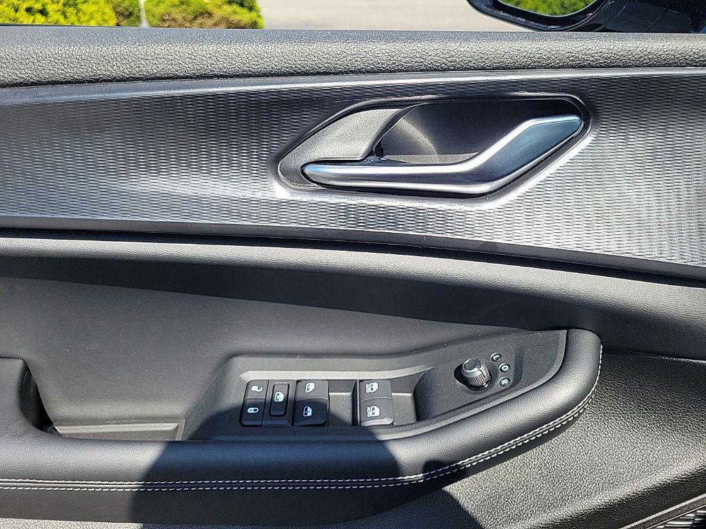 new 2025 Jeep Grand Cherokee L car, priced at $41,795