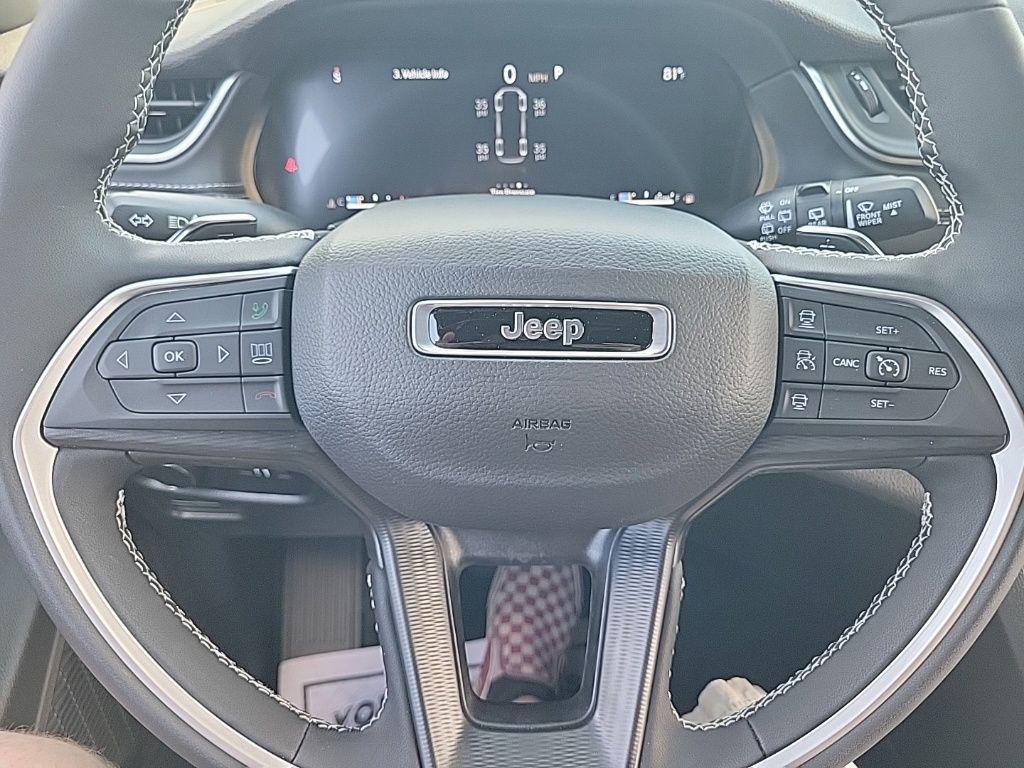 new 2025 Jeep Grand Cherokee L car, priced at $41,795