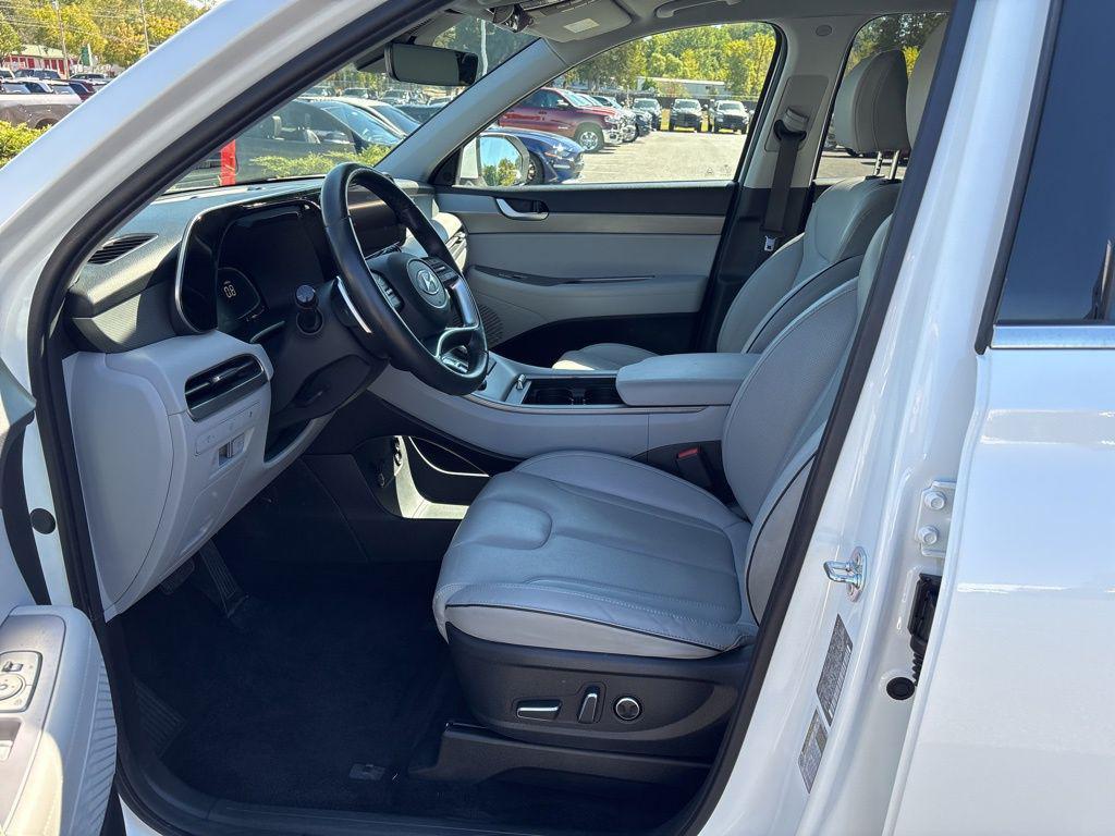 used 2024 Hyundai Palisade car, priced at $33,700