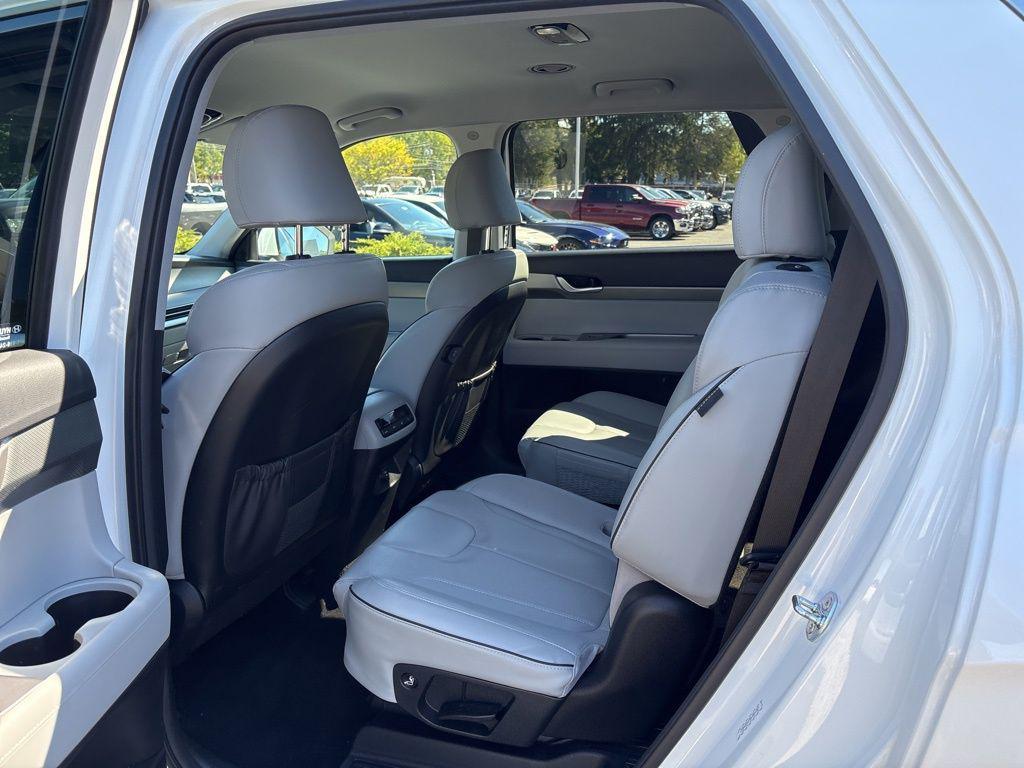 used 2024 Hyundai Palisade car, priced at $33,700