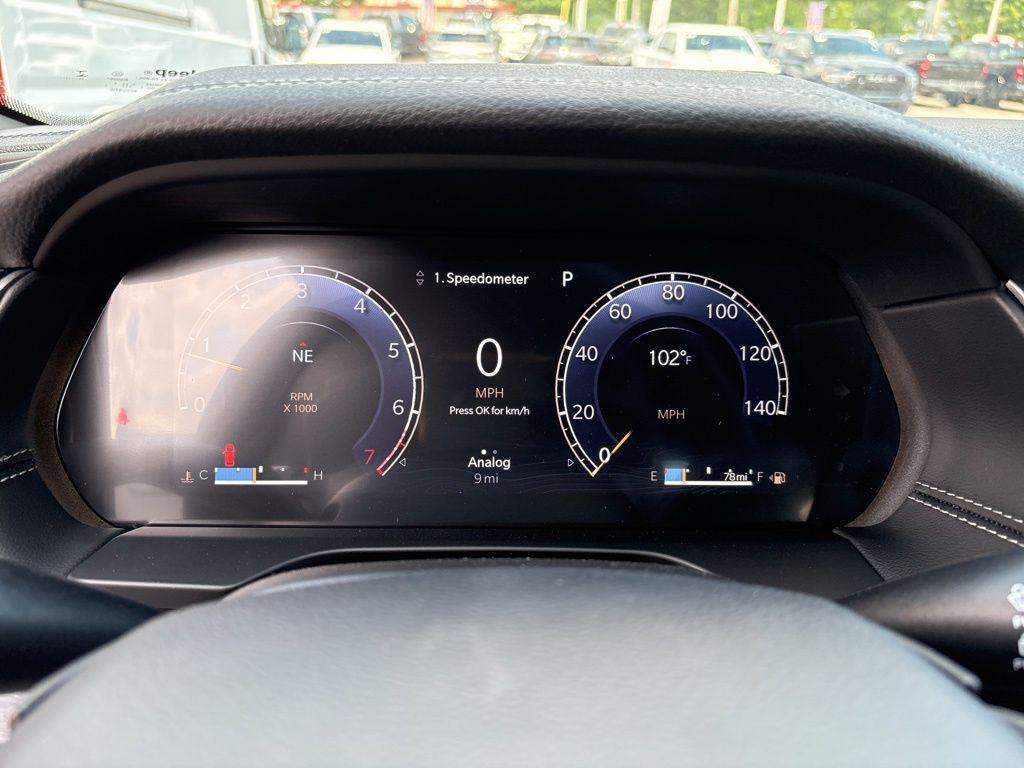 new 2025 Jeep Grand Cherokee car, priced at $47,848