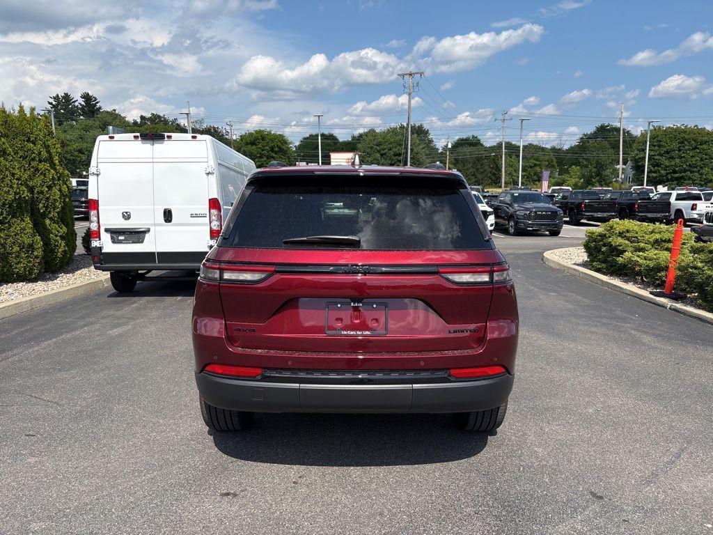 new 2025 Jeep Grand Cherokee car, priced at $47,848