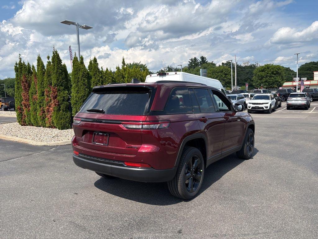 new 2025 Jeep Grand Cherokee car, priced at $47,848