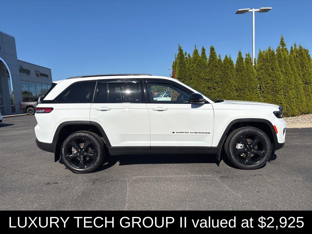 used 2025 Jeep Grand Cherokee car, priced at $42,000
