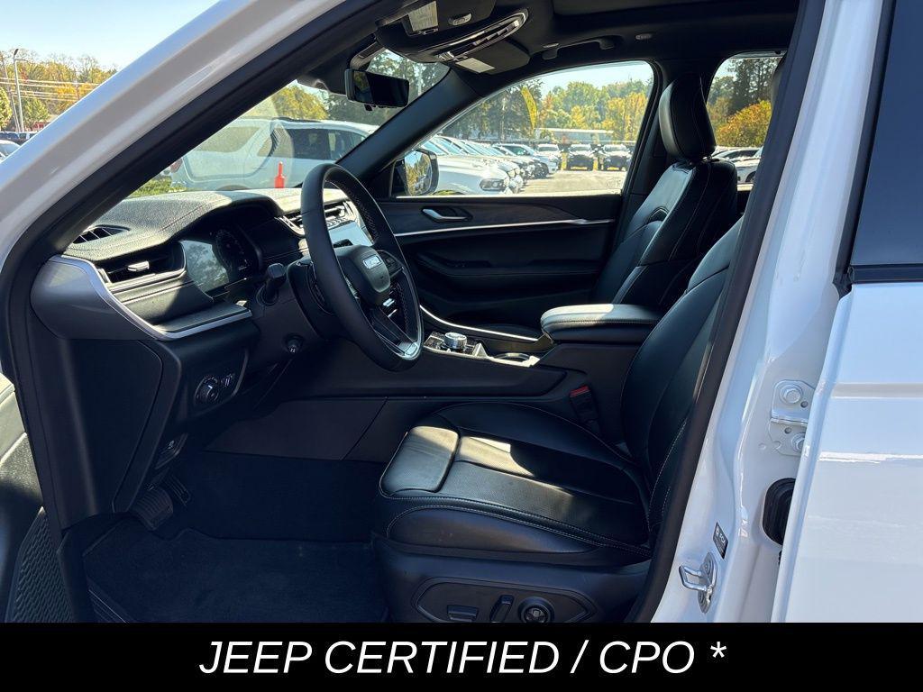 used 2025 Jeep Grand Cherokee car, priced at $42,000