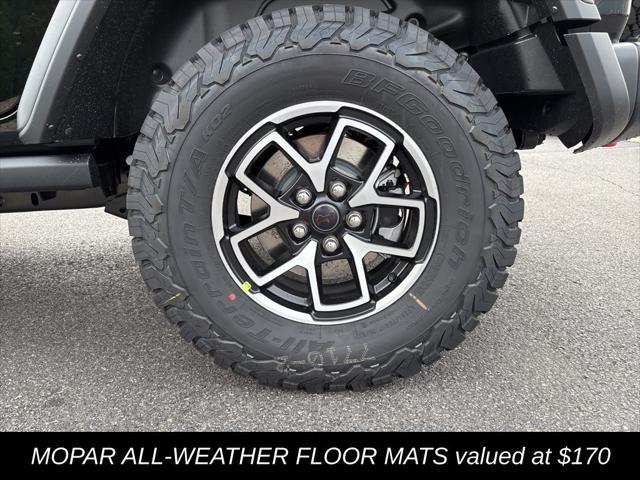 new 2025 Jeep Wrangler car, priced at $58,182