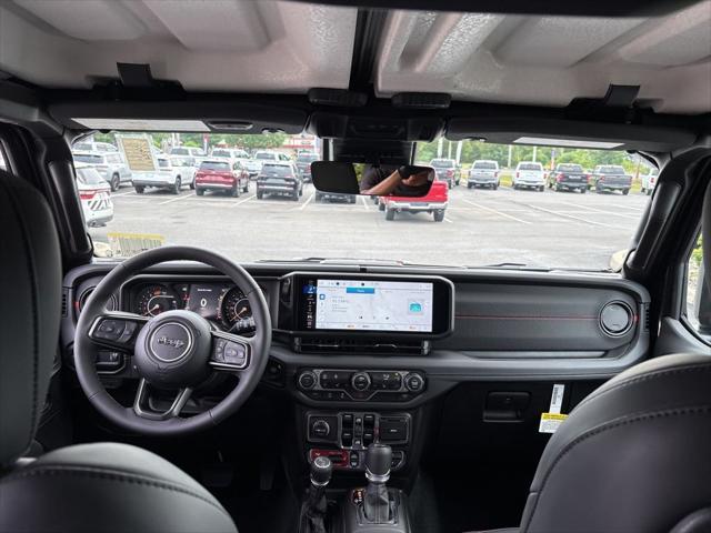new 2025 Jeep Wrangler car, priced at $58,182