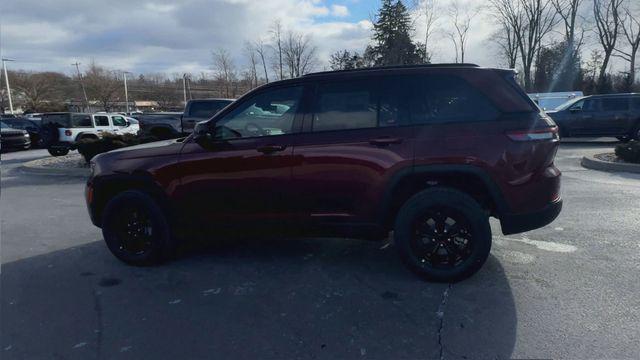 new 2025 Jeep Grand Cherokee car, priced at $42,634