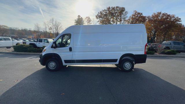 new 2025 Ram ProMaster 2500 car, priced at $48,627