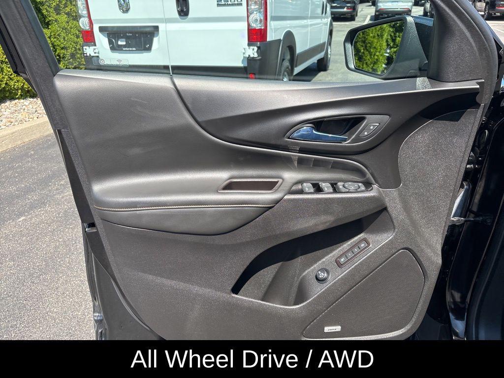 used 2022 Chevrolet Equinox car, priced at $24,127