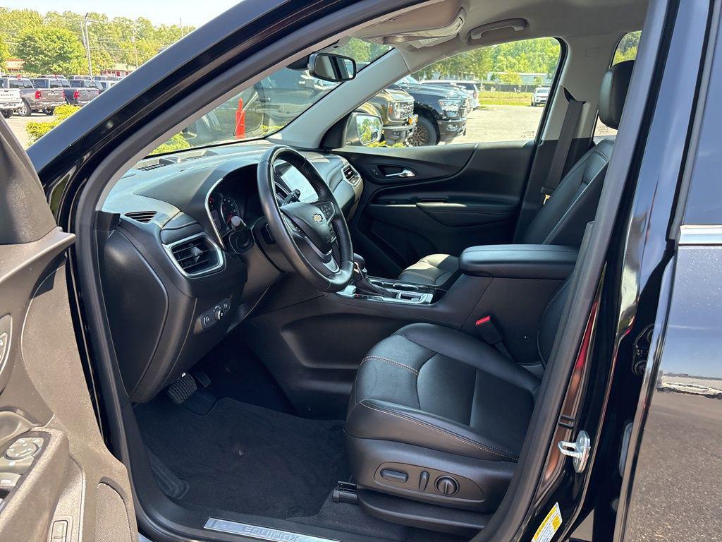 used 2022 Chevrolet Equinox car, priced at $22,000