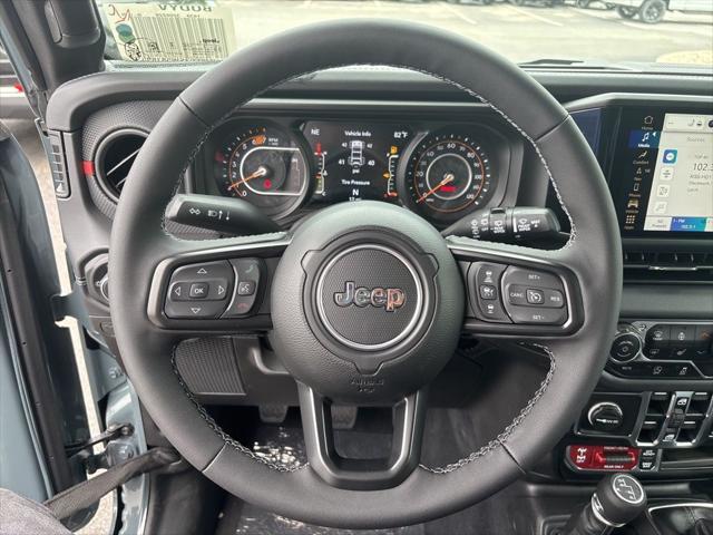 new 2025 Jeep Wrangler car, priced at $57,090