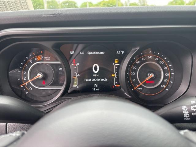 new 2025 Jeep Wrangler car, priced at $57,090