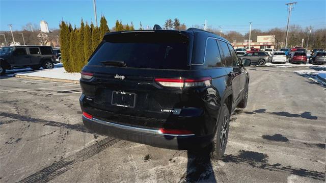 new 2025 Jeep Grand Cherokee car, priced at $50,235