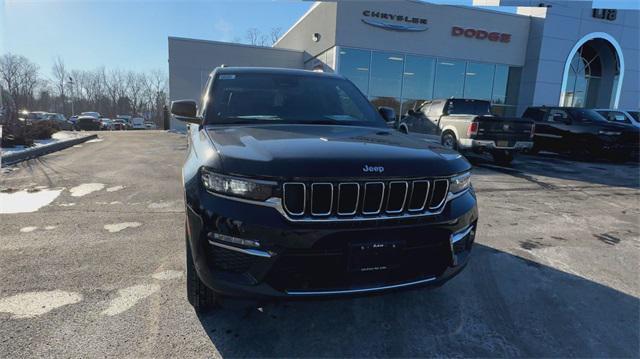 new 2025 Jeep Grand Cherokee car, priced at $50,235