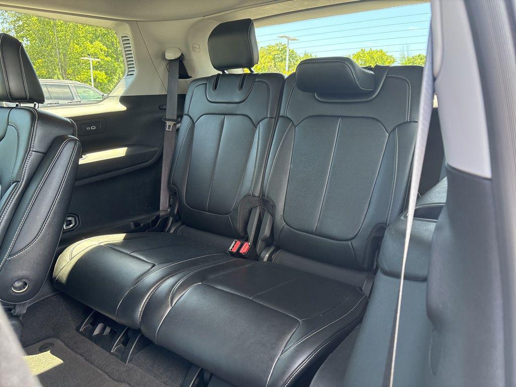 used 2022 Jeep Grand Cherokee L car, priced at $32,000