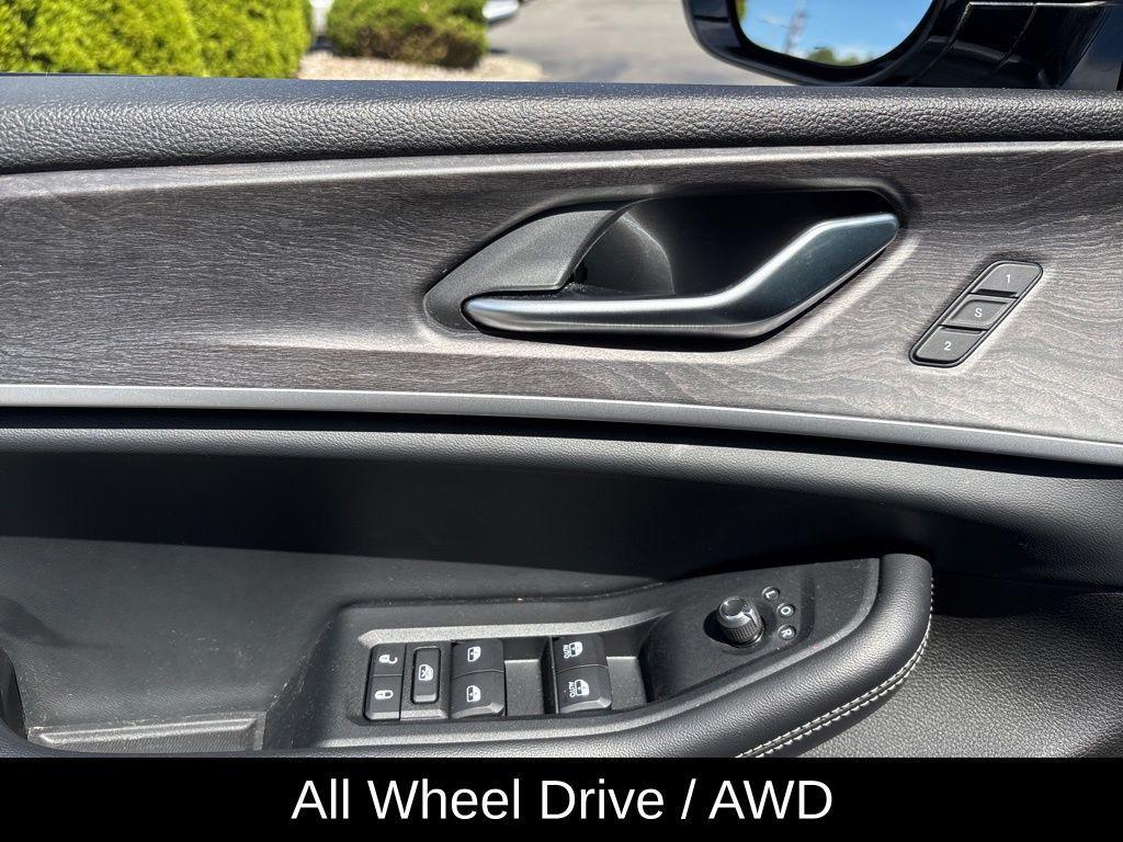 used 2022 Jeep Grand Cherokee L car, priced at $34,933