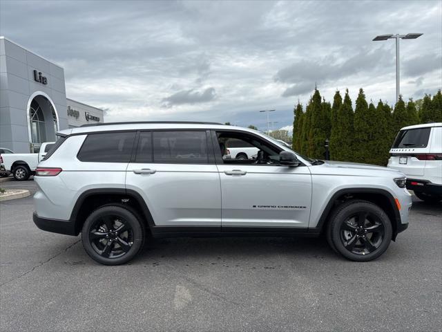 new 2025 Jeep Grand Cherokee L car, priced at $54,359