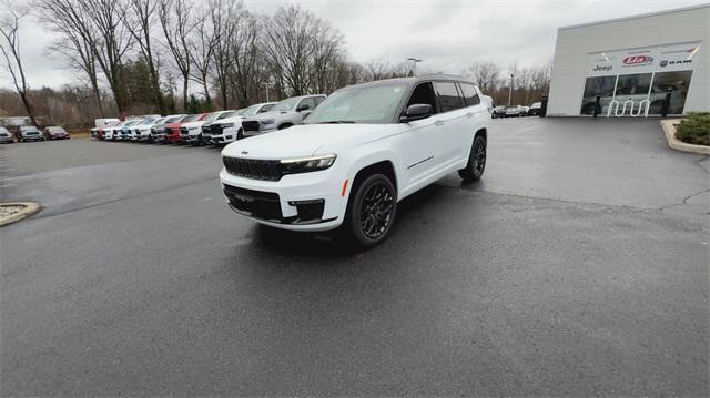 new 2025 Jeep Grand Cherokee L car, priced at $67,073