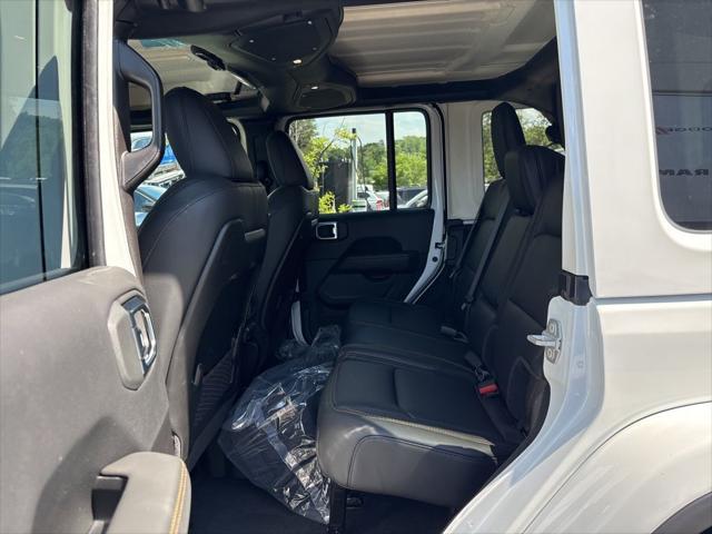 new 2025 Jeep Wrangler car, priced at $52,547