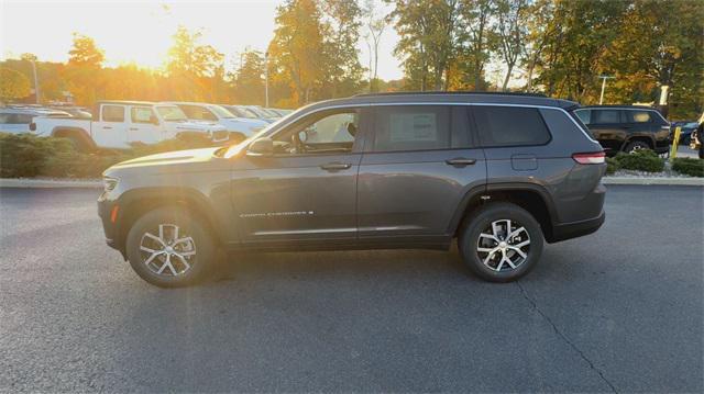 new 2025 Jeep Grand Cherokee L car, priced at $48,295