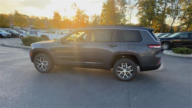 new 2025 Jeep Grand Cherokee L car, priced at $48,295