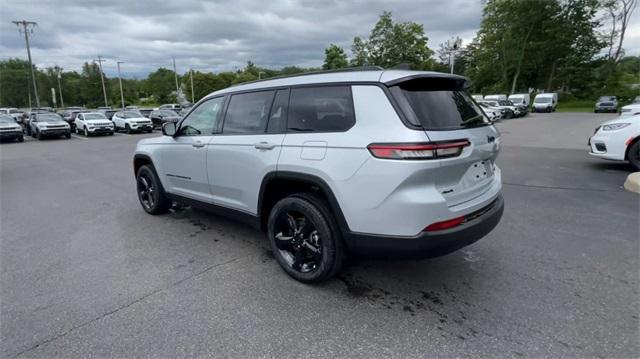 new 2024 Jeep Grand Cherokee L car, priced at $49,039