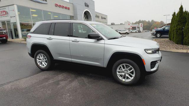 new 2025 Jeep Grand Cherokee car, priced at $37,952