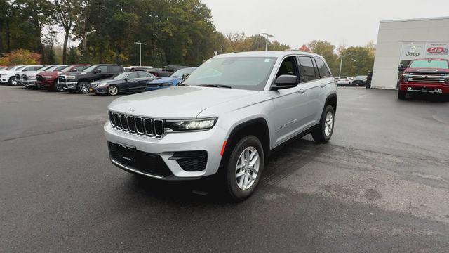 new 2025 Jeep Grand Cherokee car, priced at $37,952