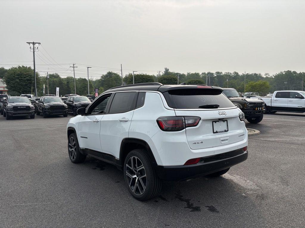 new 2025 Jeep Compass car, priced at $36,036