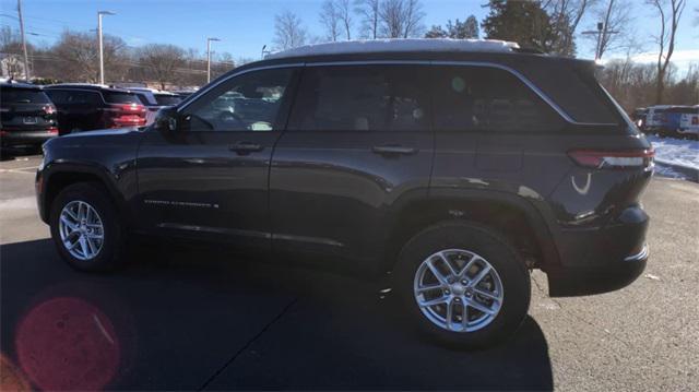 new 2025 Jeep Grand Cherokee car, priced at $40,151