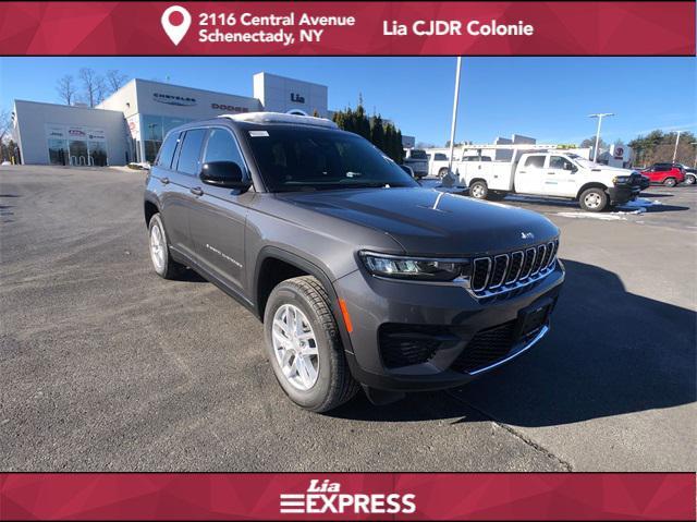 new 2025 Jeep Grand Cherokee car, priced at $40,151