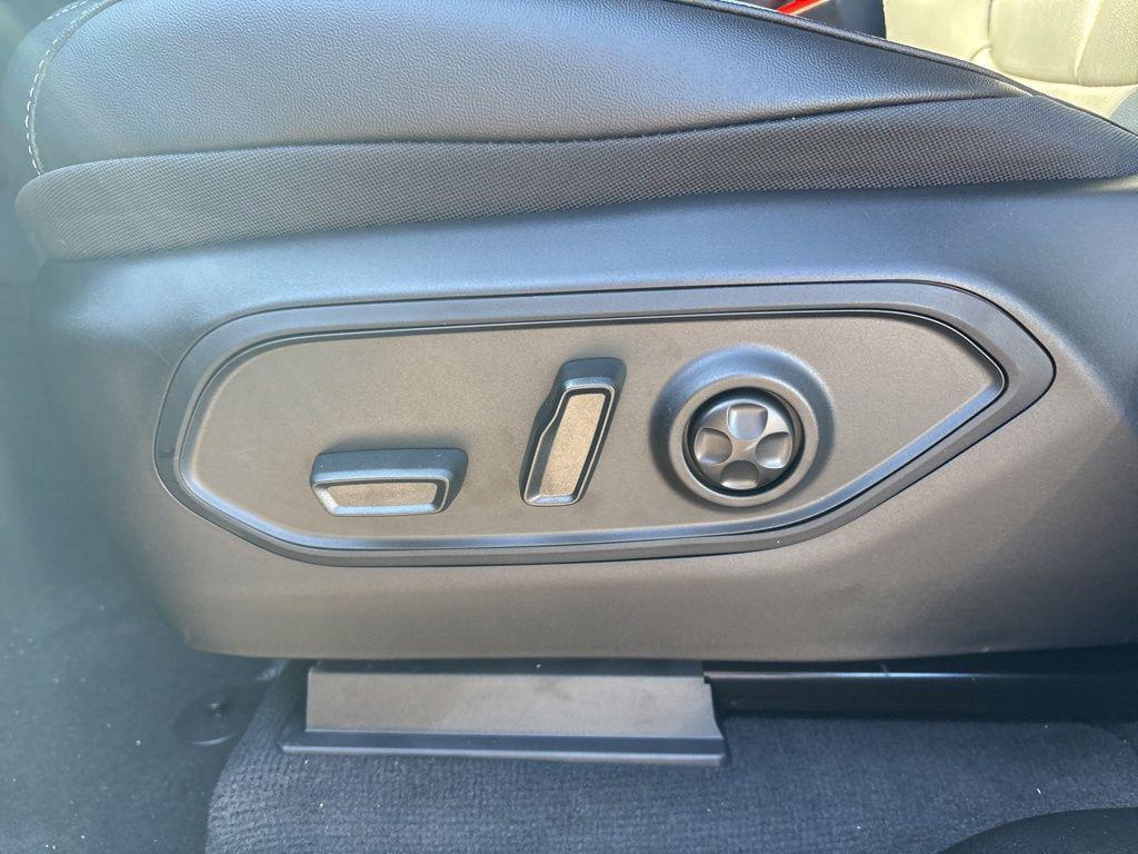 new 2025 Jeep Grand Cherokee car, priced at $45,260