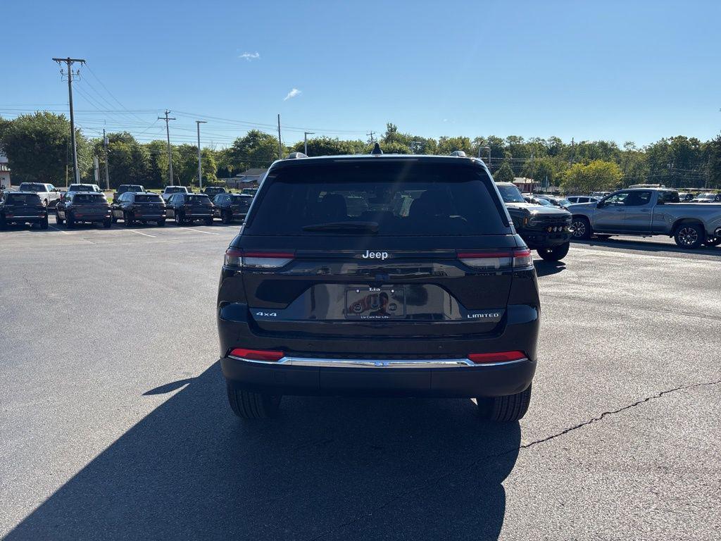 new 2025 Jeep Grand Cherokee car, priced at $45,260